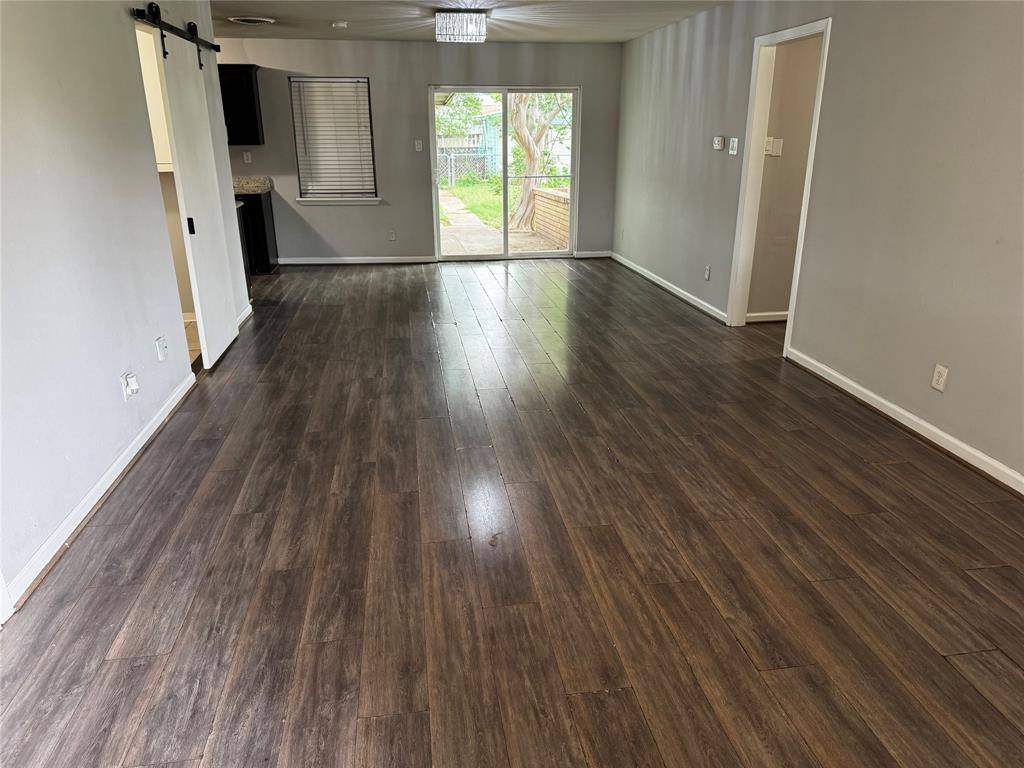 2607 Clearview Circle, Dallas, TX 75233