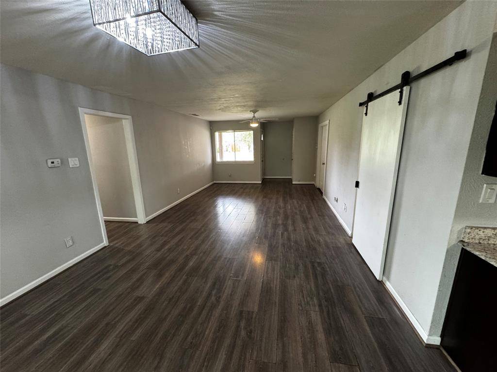 2607 Clearview Circle, Dallas, TX 75233