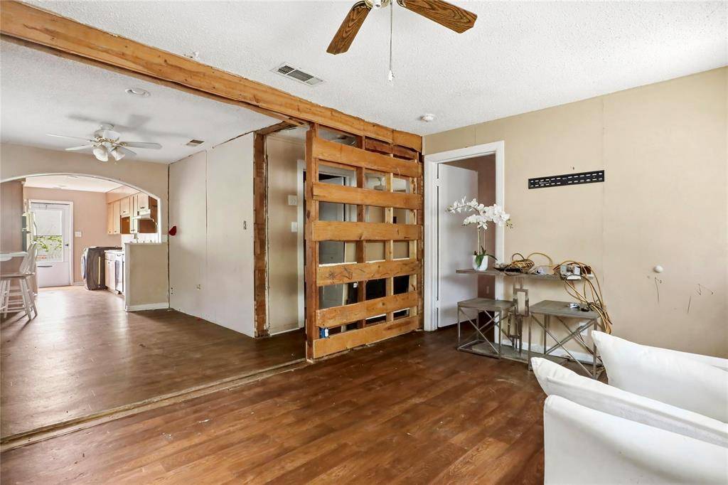 3304 Hardy Street, Fort Worth, TX 76106