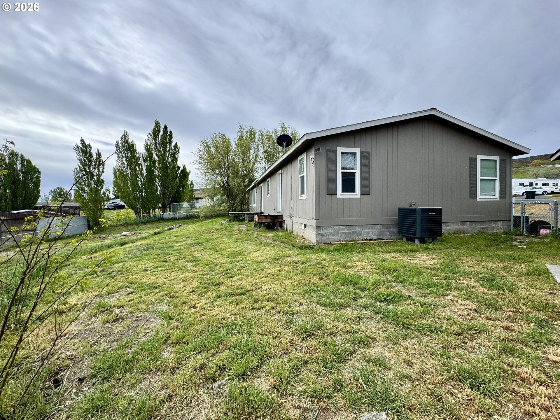 330 KRAMERIA CT, Arlington, OR 97812