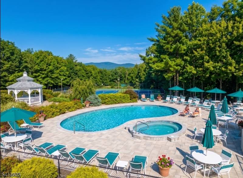 6411 Richmond Rd #411, West Milford Twp., NJ 07480