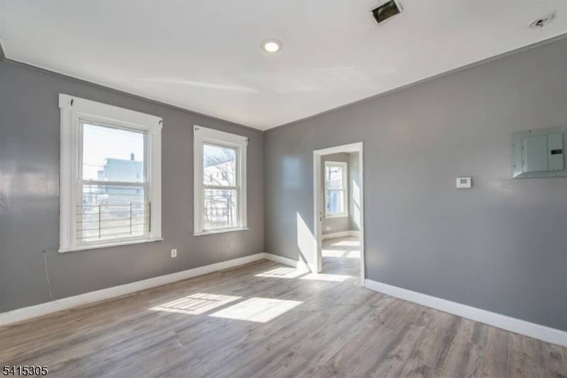 357 16th Ave, Irvington Twp., NJ 07111