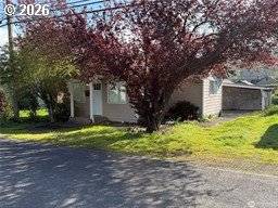 1216 N 1ST AVE, Kelso, WA 98626