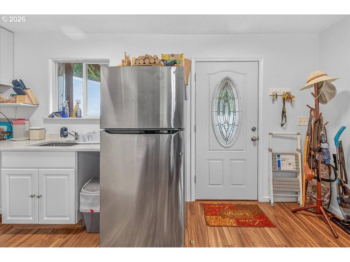 33016 SCAPPOOSE VERNONIA HWY, Scappoose, OR 97056