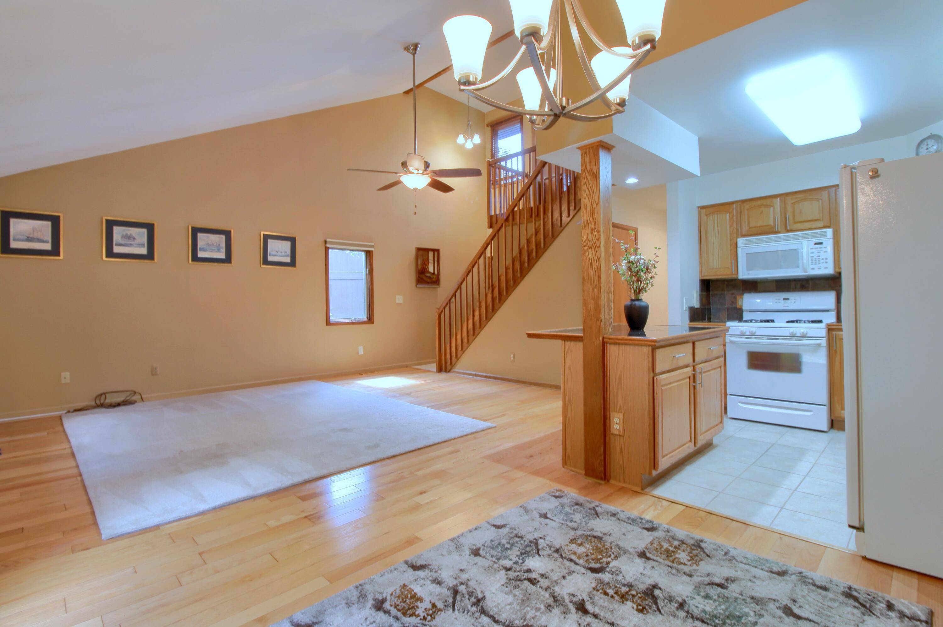 623 Echo CT, Saline City, MI 48176