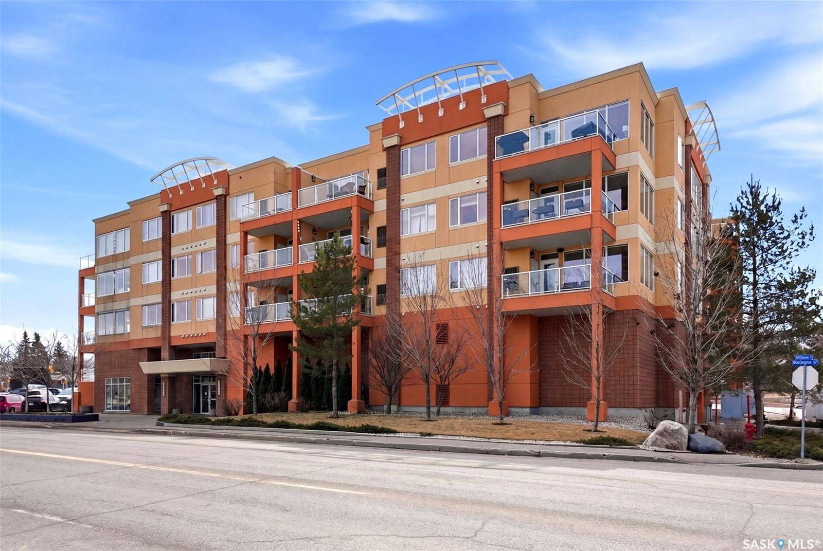 2700 Montague STREET #405, Regina, SK S4S 0J9