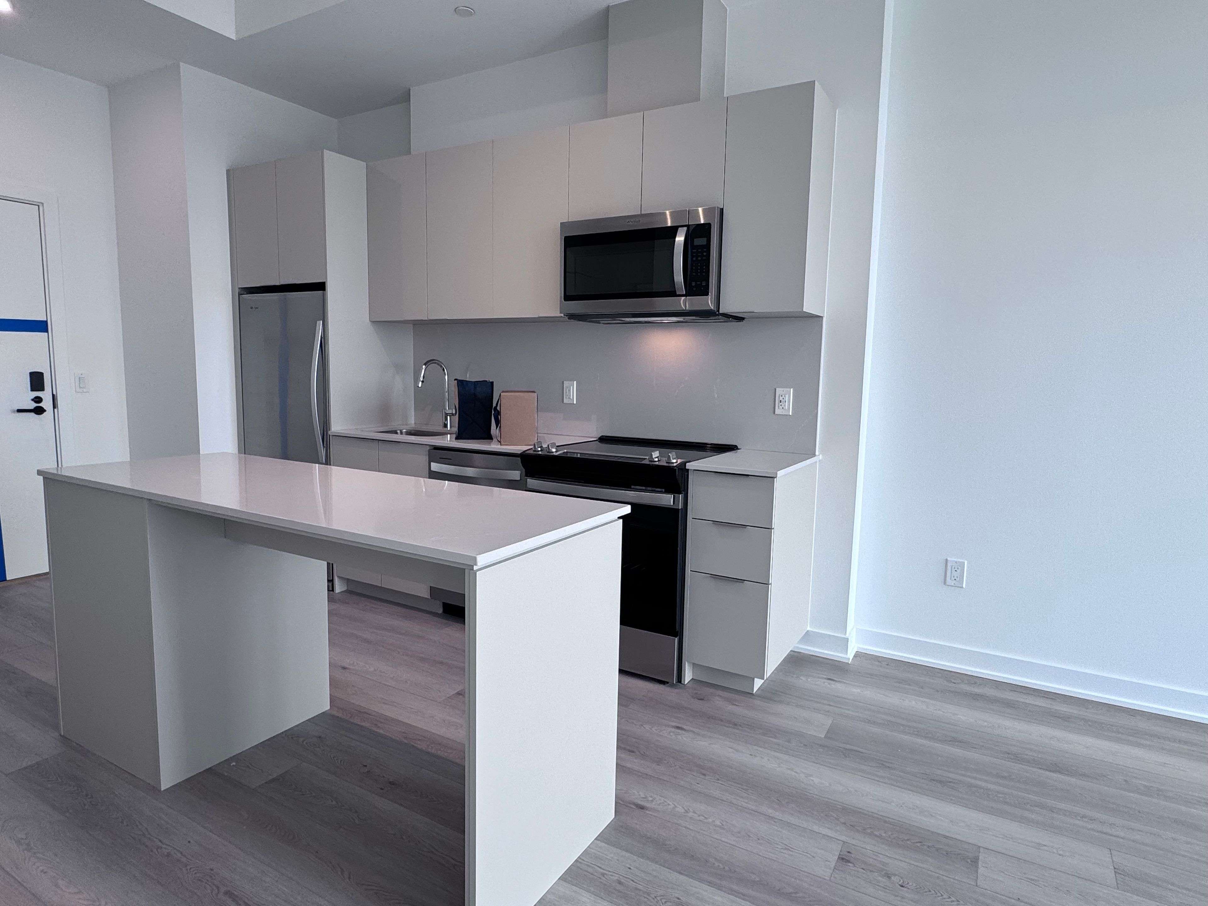 770 Whitlock AVE #805, Milton, ON L9E 2B2