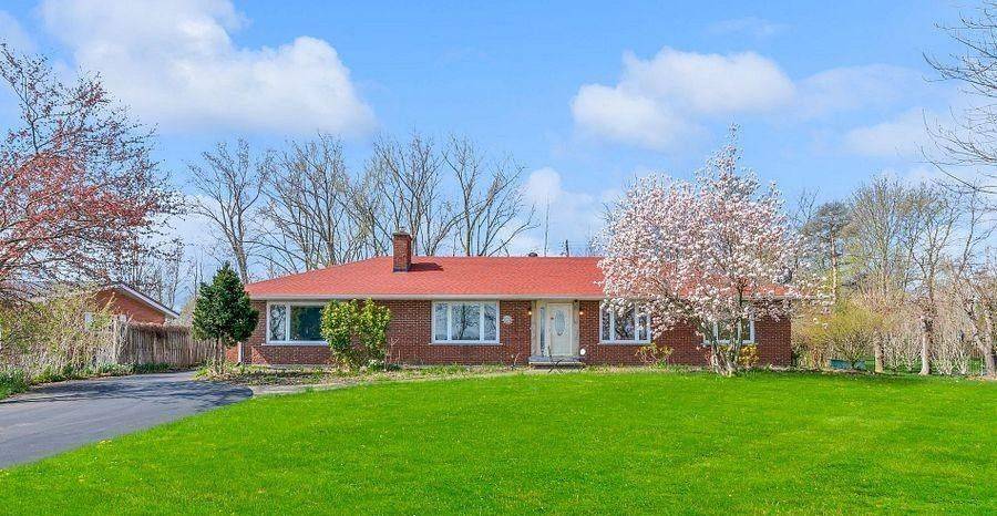 3035 Niagara Pkwy, Fort Erie, ON L2A 5M4