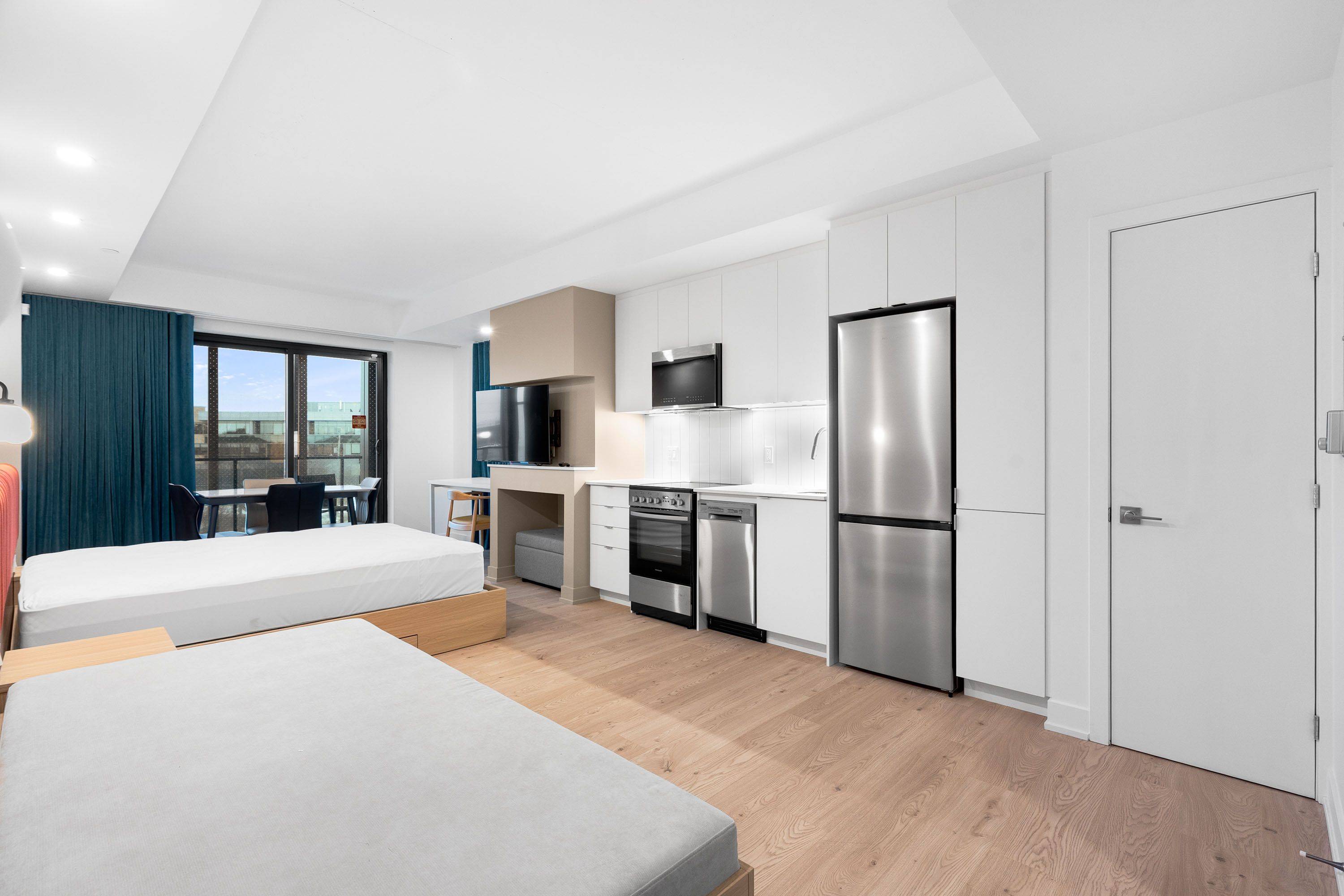 1250 Cummings AVE #422, Cyrville - Carson Grove - Pineview, ON K1J 0E4