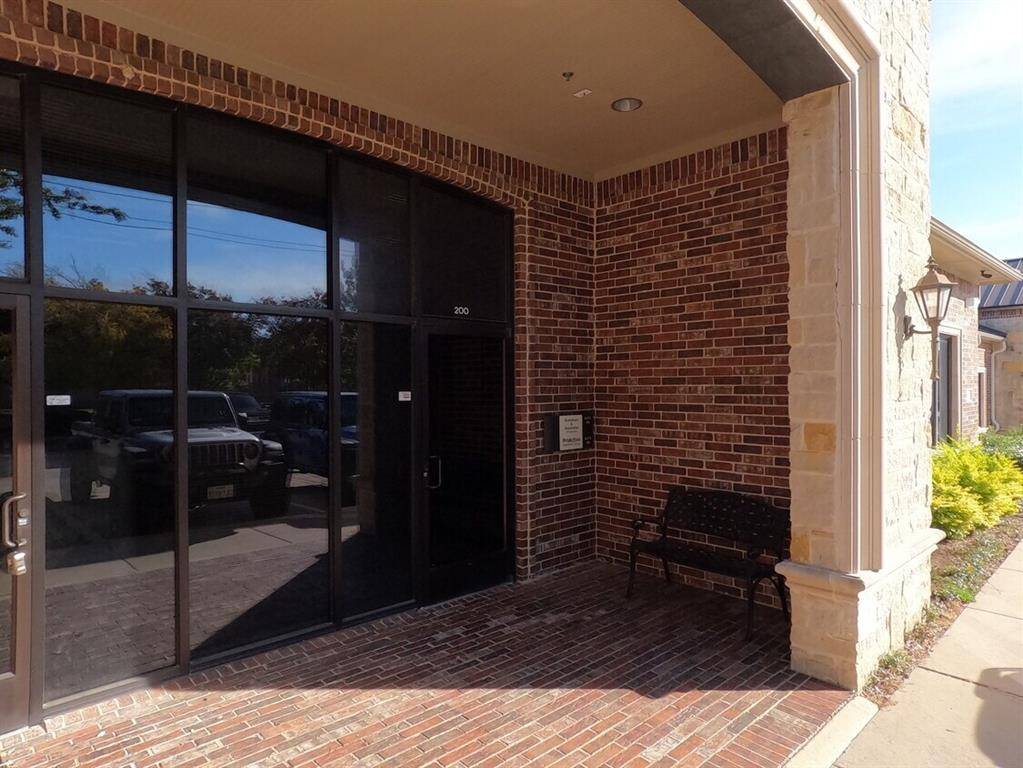 6570 Naaman Forest Boulevard #4-200, Garland, TX 75044