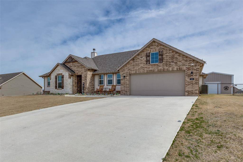 150 Spanish Moss Trail, Rhome, TX 76078