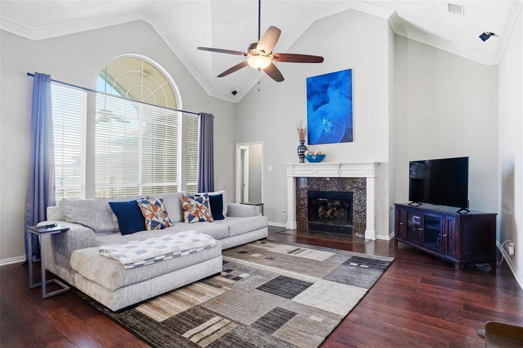 2813 Halsey Drive, Flower Mound, TX 75028