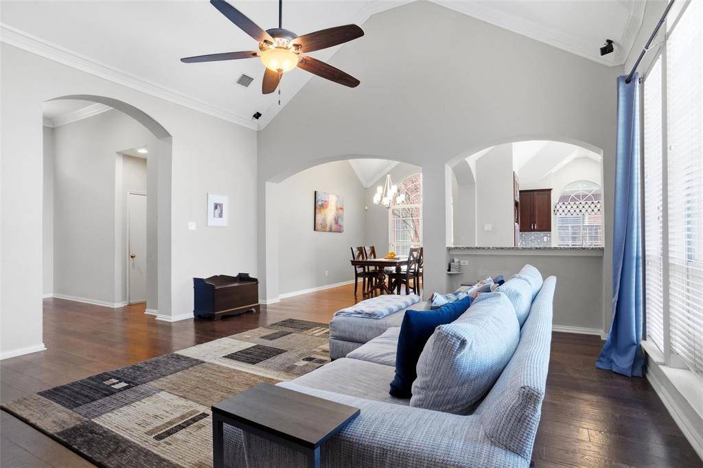 2813 Halsey Drive, Flower Mound, TX 75028