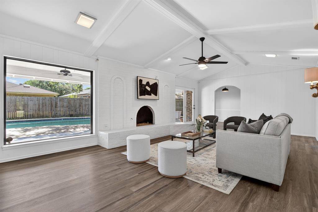 4021 Aragon Drive, Fort Worth, TX 76133