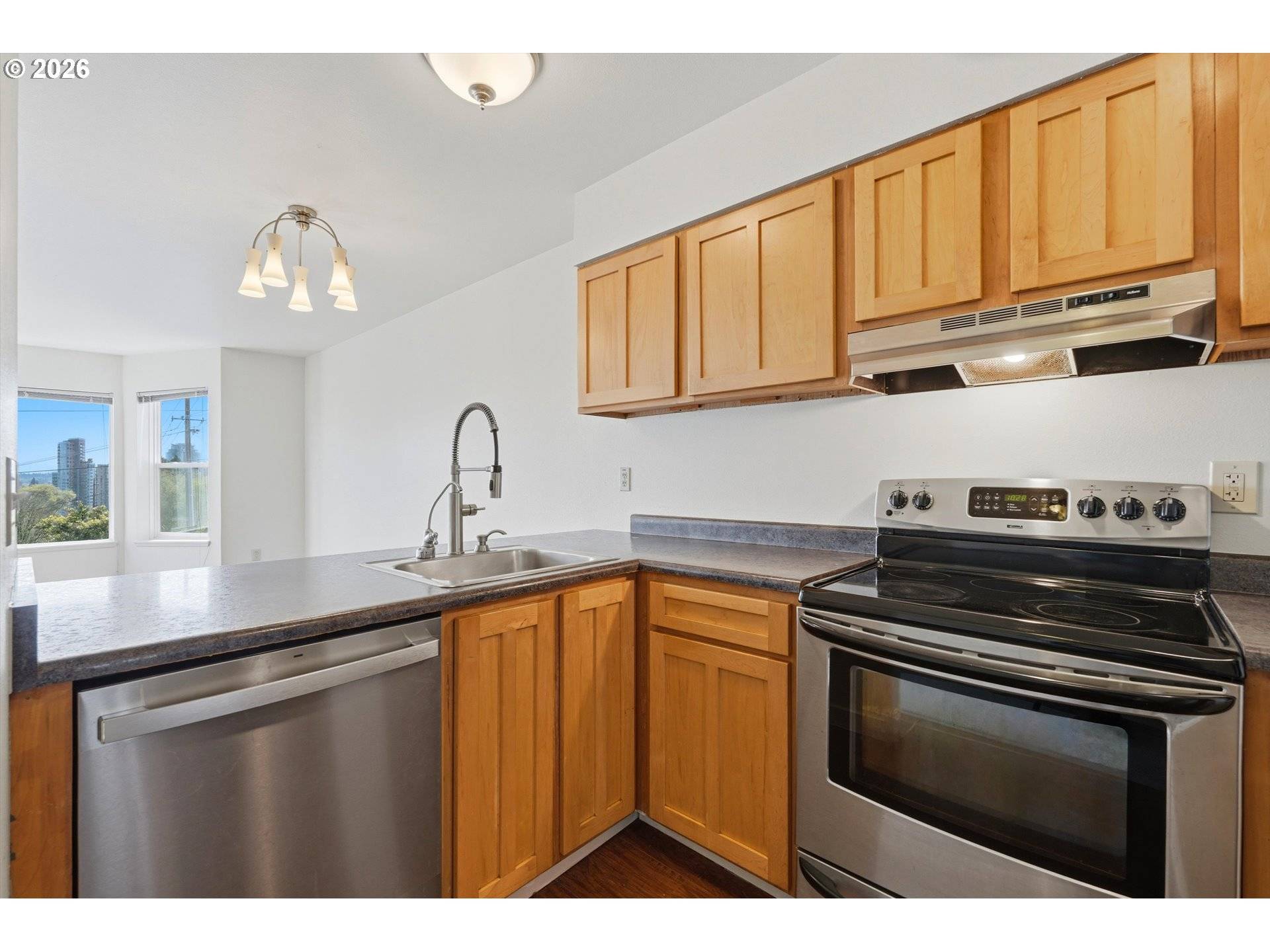 3473 SW Barbur BLVD #10, Portland, OR 97239