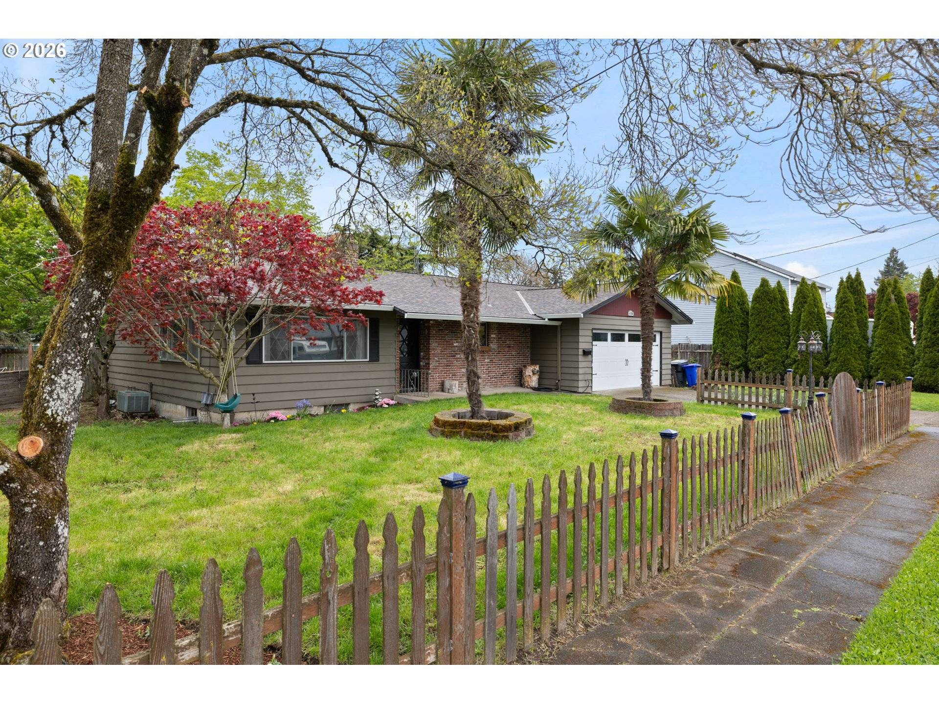 470 W DARTMOUTH ST, Gladstone, OR 97027