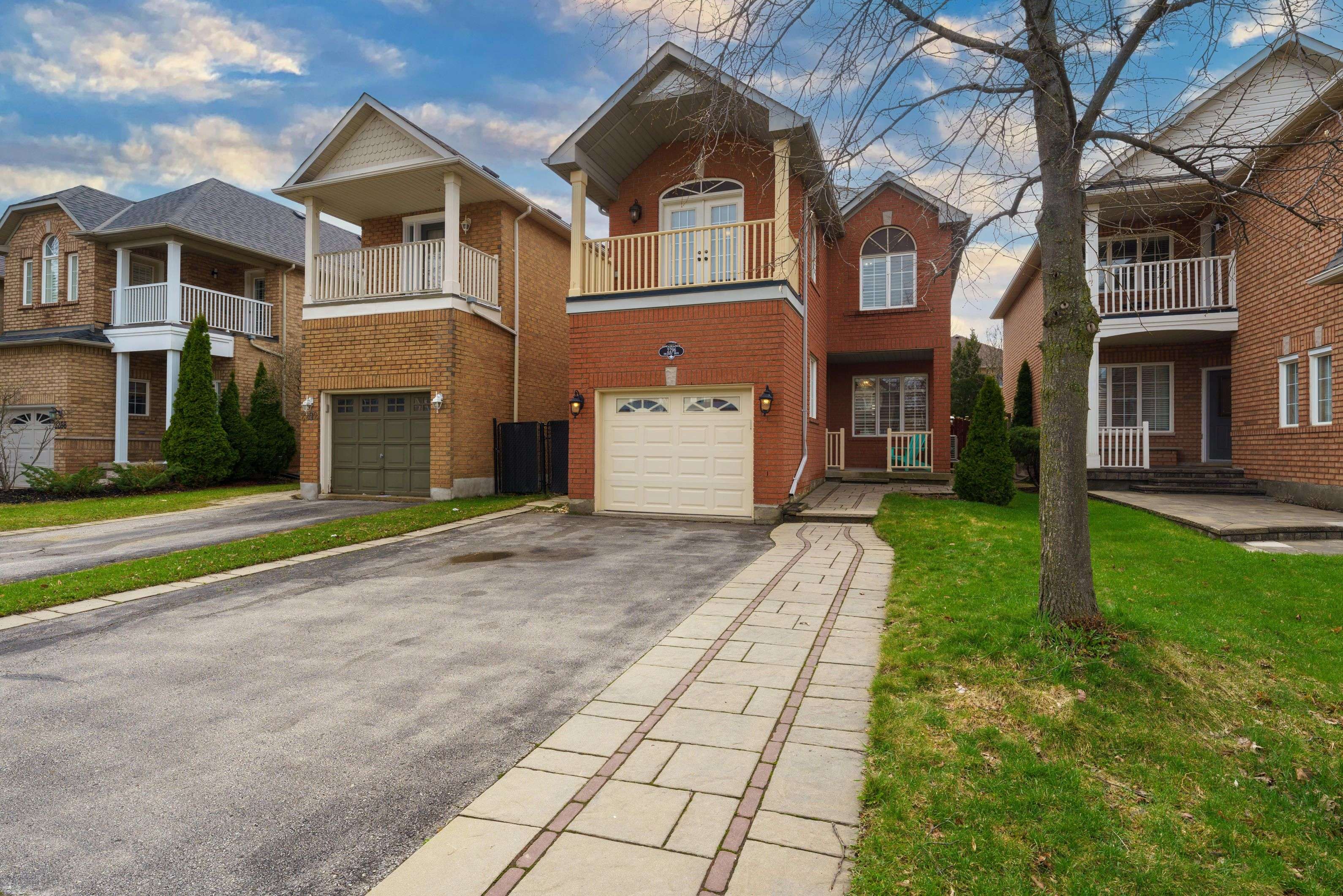 2296 Owlridge DR, Oakville, ON L6M 3V4