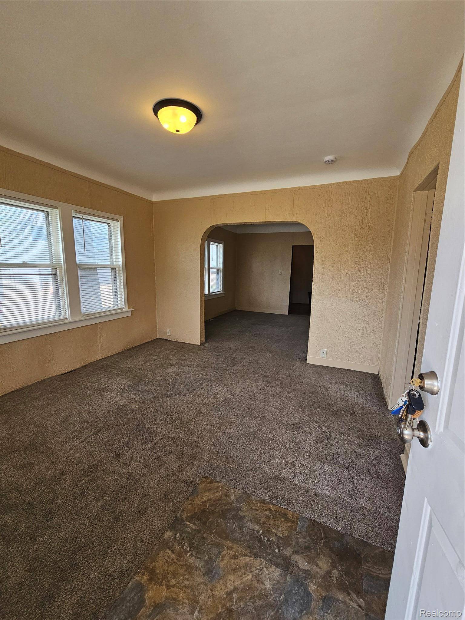 8033 JACKSON AVE, Warren, MI 48089