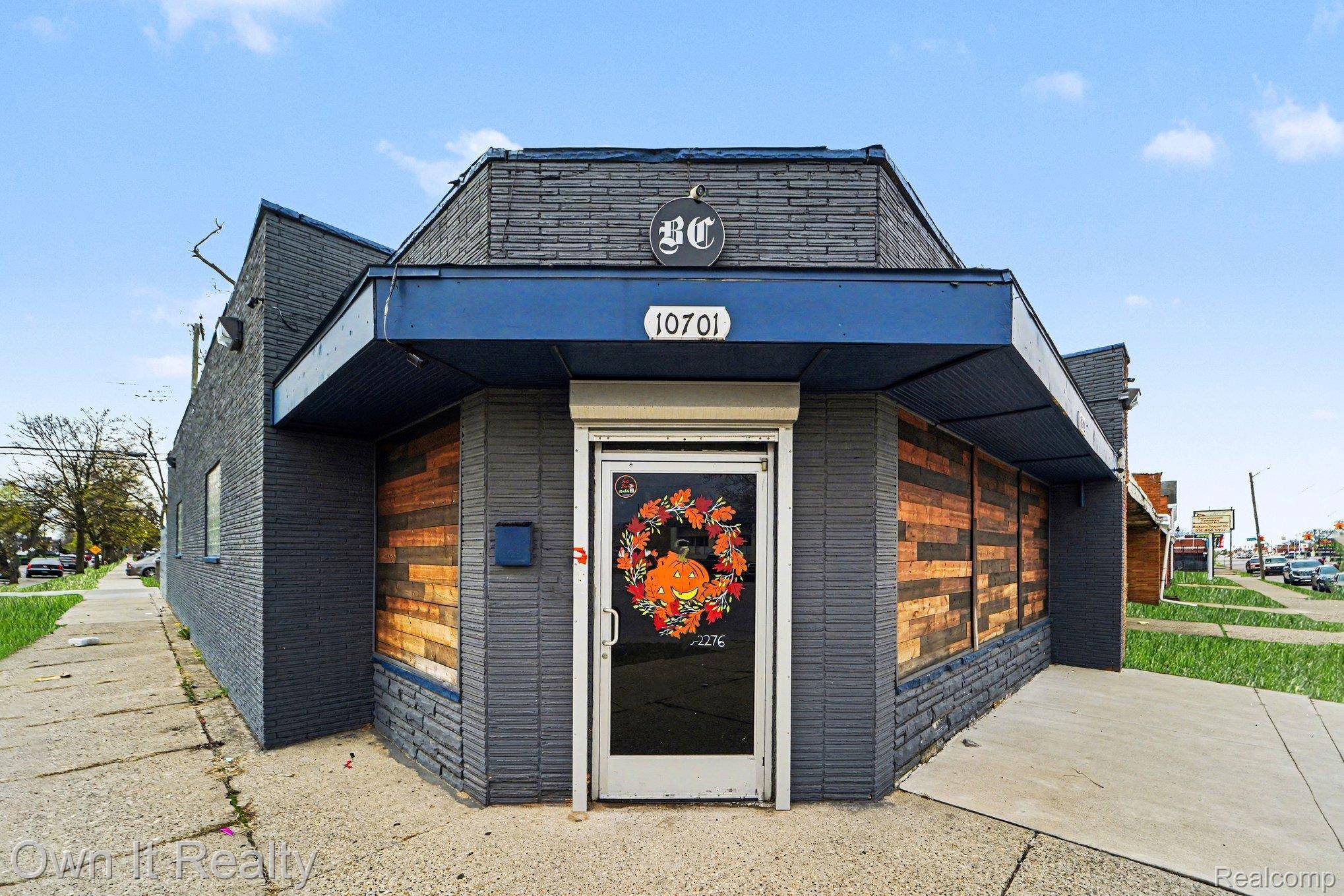 10701 W McNichols RD, Detroit, MI 48221