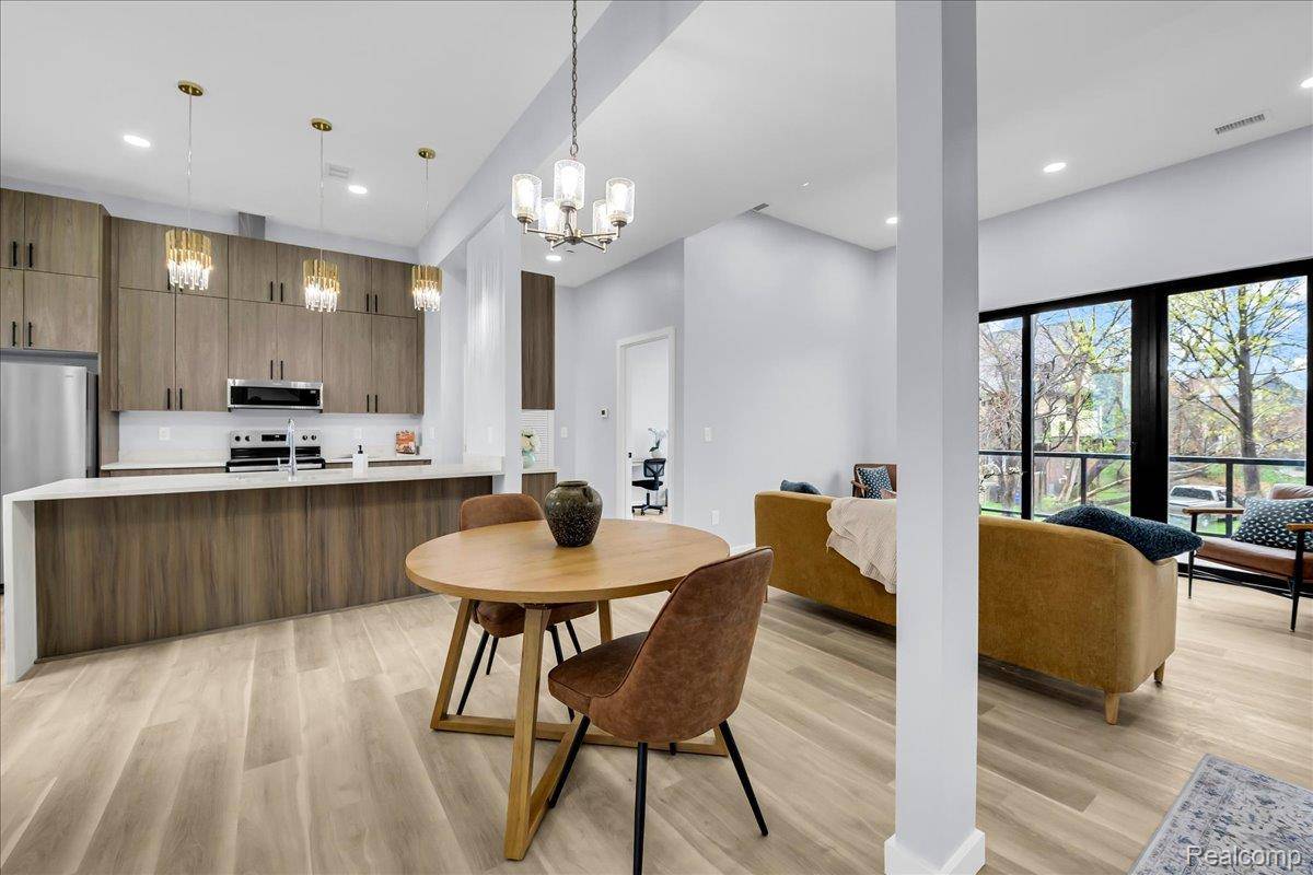 177 Gladstone #3, Detroit, MI 48202