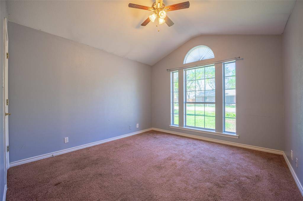 604 N Cherry Street, Aubrey, TX 76227