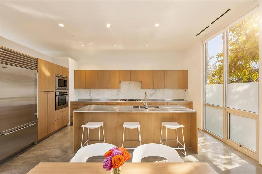 3740 Holland Avenue #3B, Dallas, TX 75219