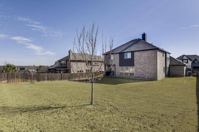 807 Imperial Way, Mansfield, TX 76063