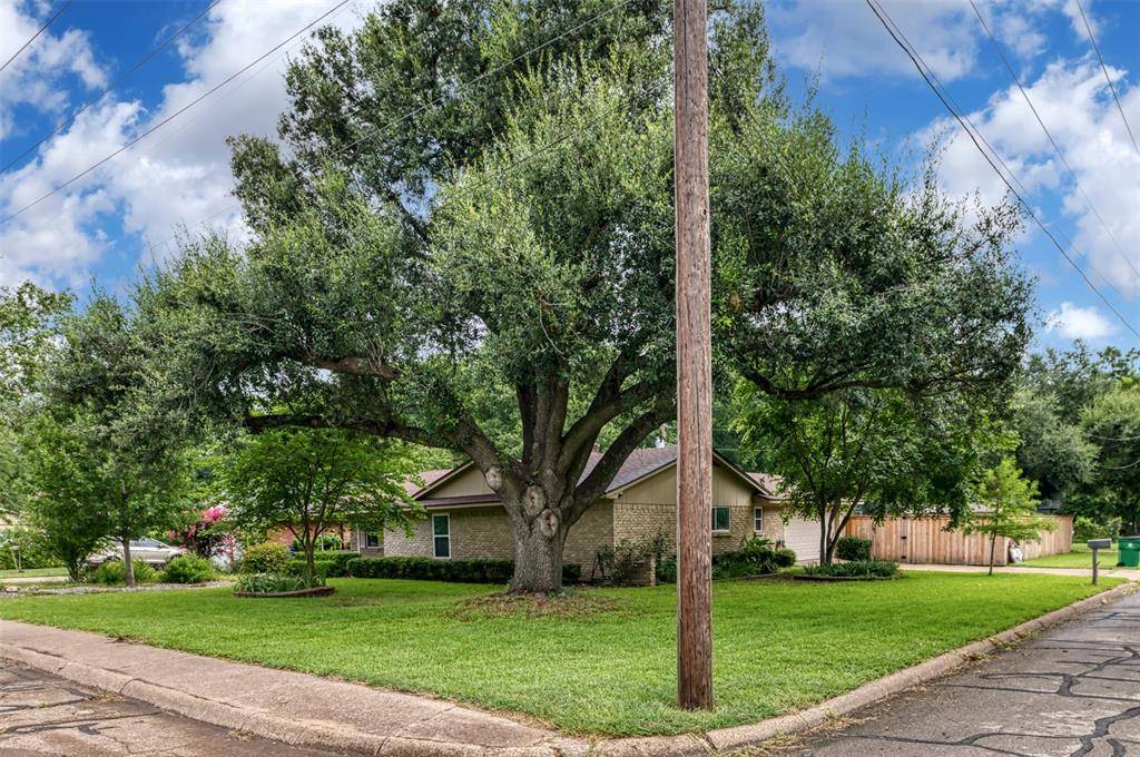 113 E Avenue C, Waxahachie, TX 75165