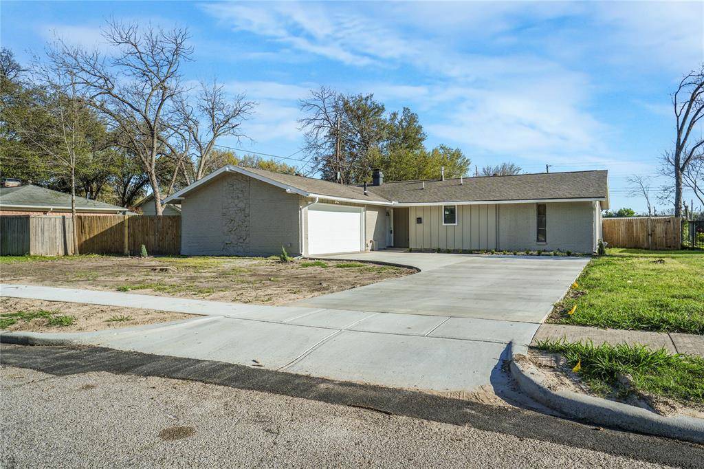 2900 Linden Lea, Irving, TX 75061