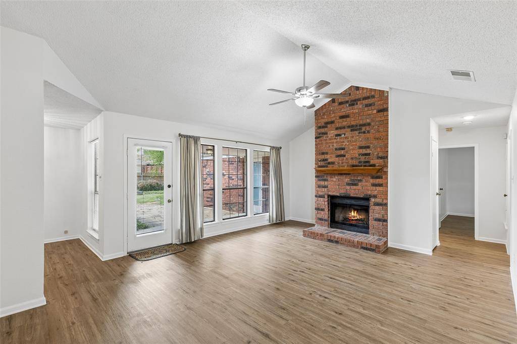 215 Aspenway Drive, Coppell, TX 75019