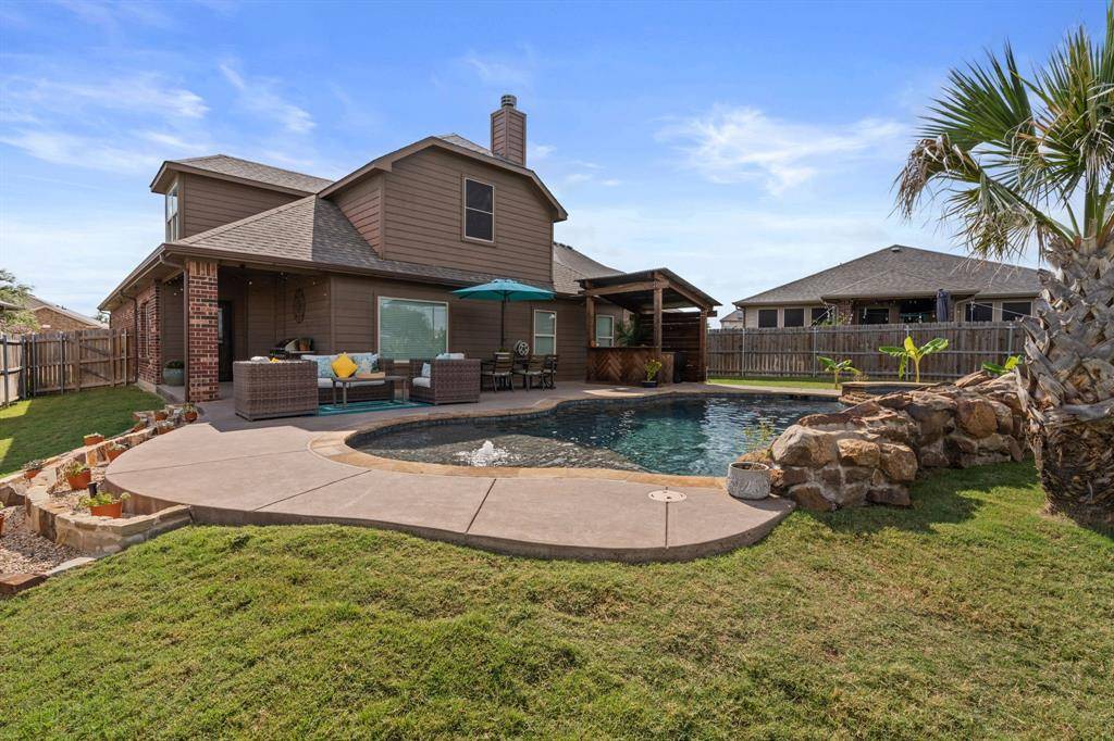 520 Delgany Trail, Fort Worth, TX 76052