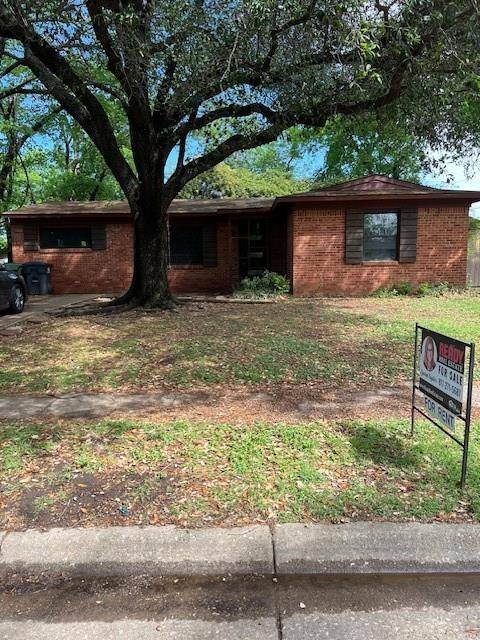 909 Sunnyvale Drive, Arlington, TX 76010