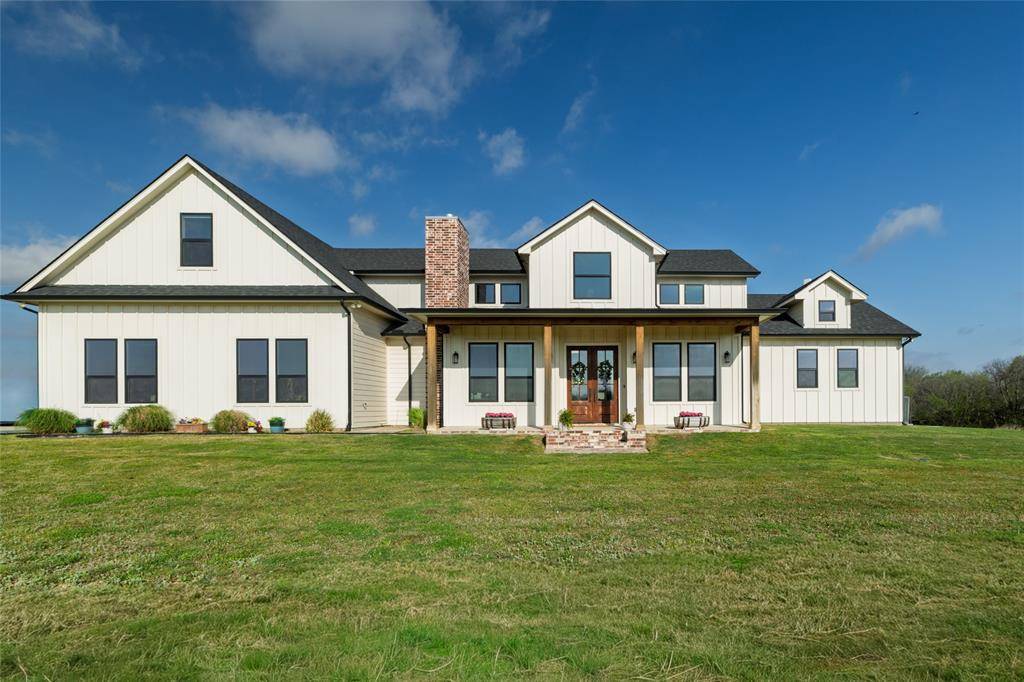 338 County Road 4223, Decatur, TX 76234