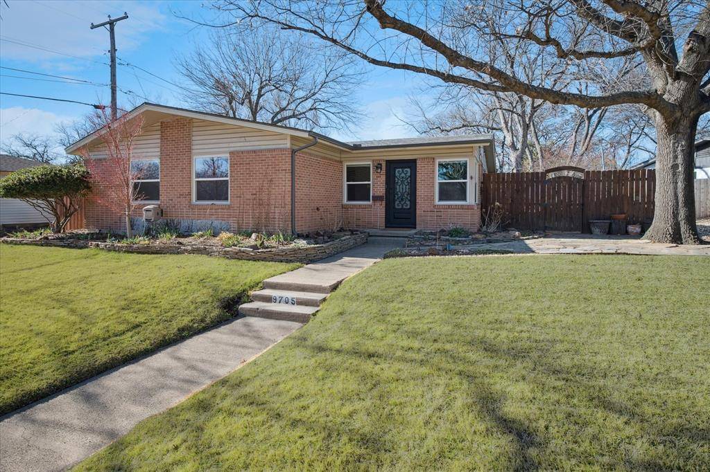 9705 Ash Creek Drive, Dallas, TX 75228