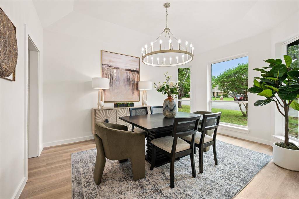 425 Marseille Drive, Hurst, TX 76054