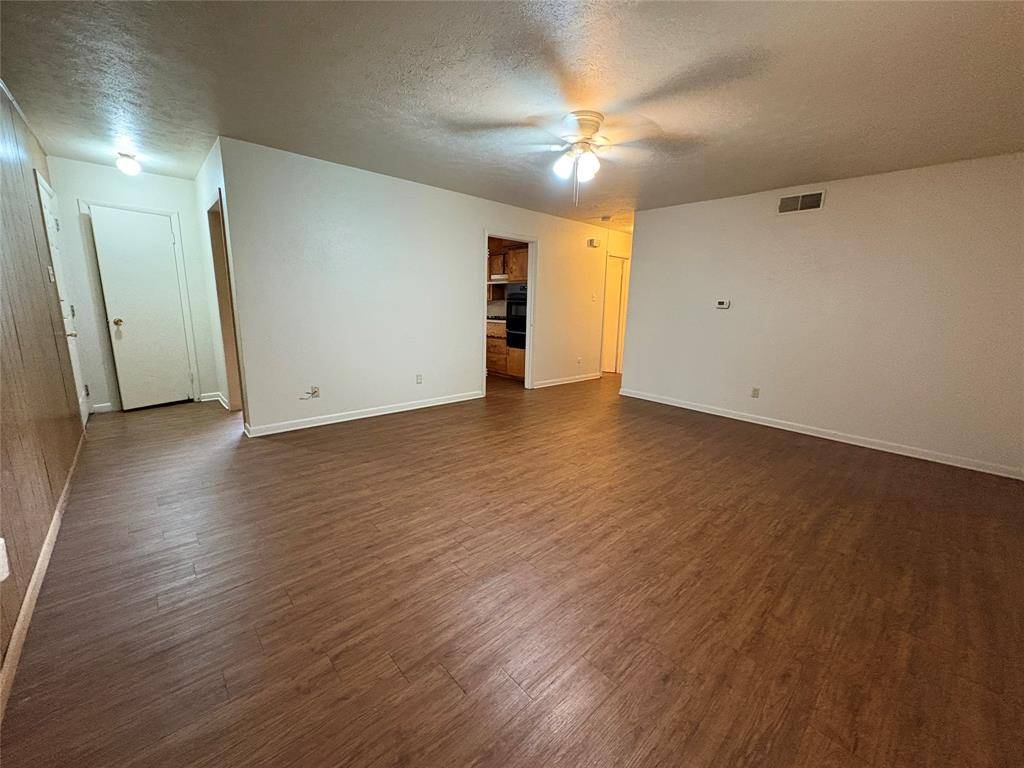 106 Campbell Street, Desoto, TX 75115