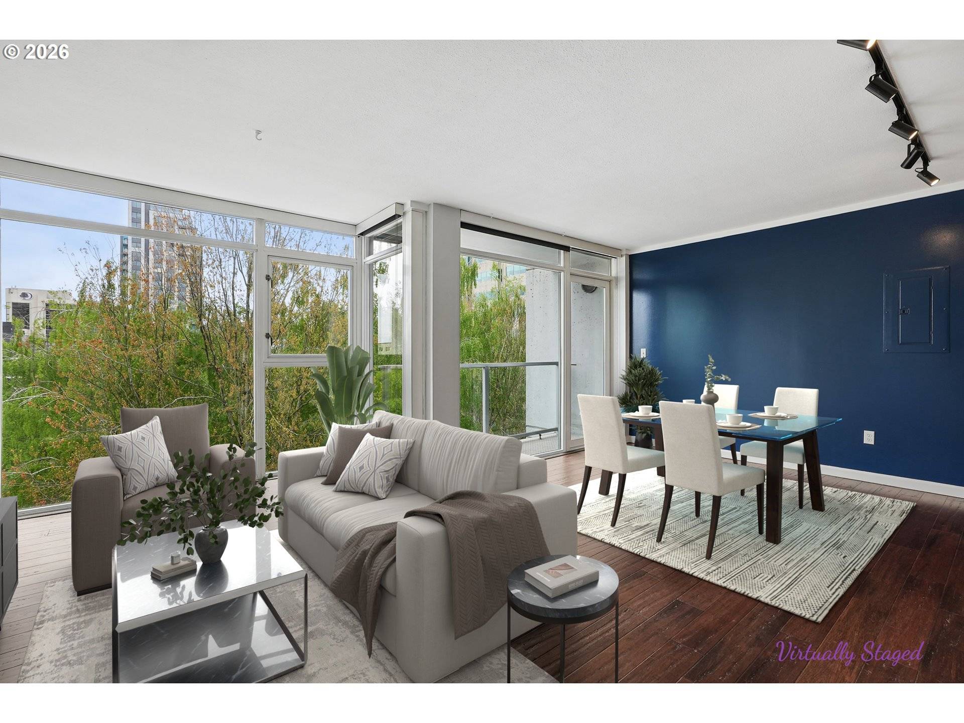 533 NE HOLLADAY ST #701, Portland, OR 97232