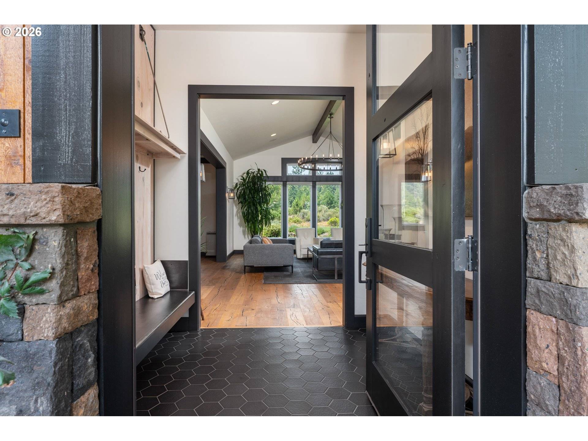 61341 BONNEVILLE LOOP, Bend, OR 97702