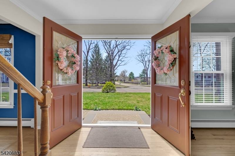 32 Winay Ter, Washington Twp., NJ 07853