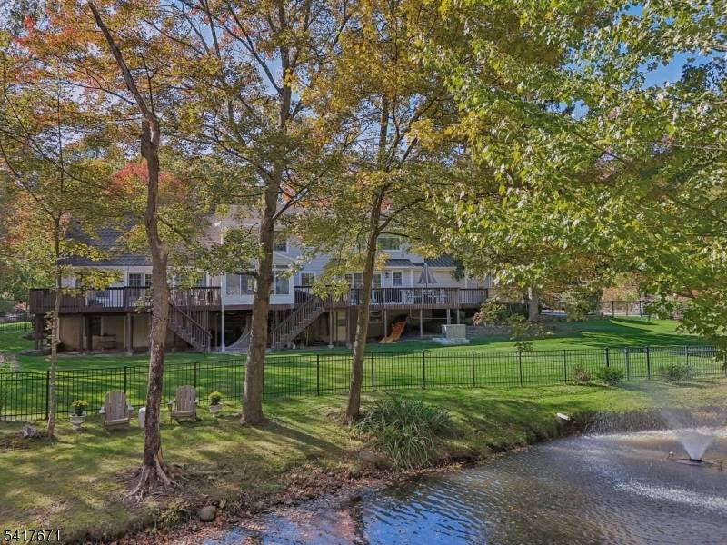 1015 High Mountain Rd, Franklin Lakes Boro, NJ 07417