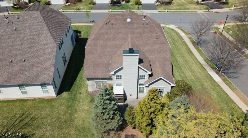 23 Schindler Ct, Franklin Twp., NJ 08873