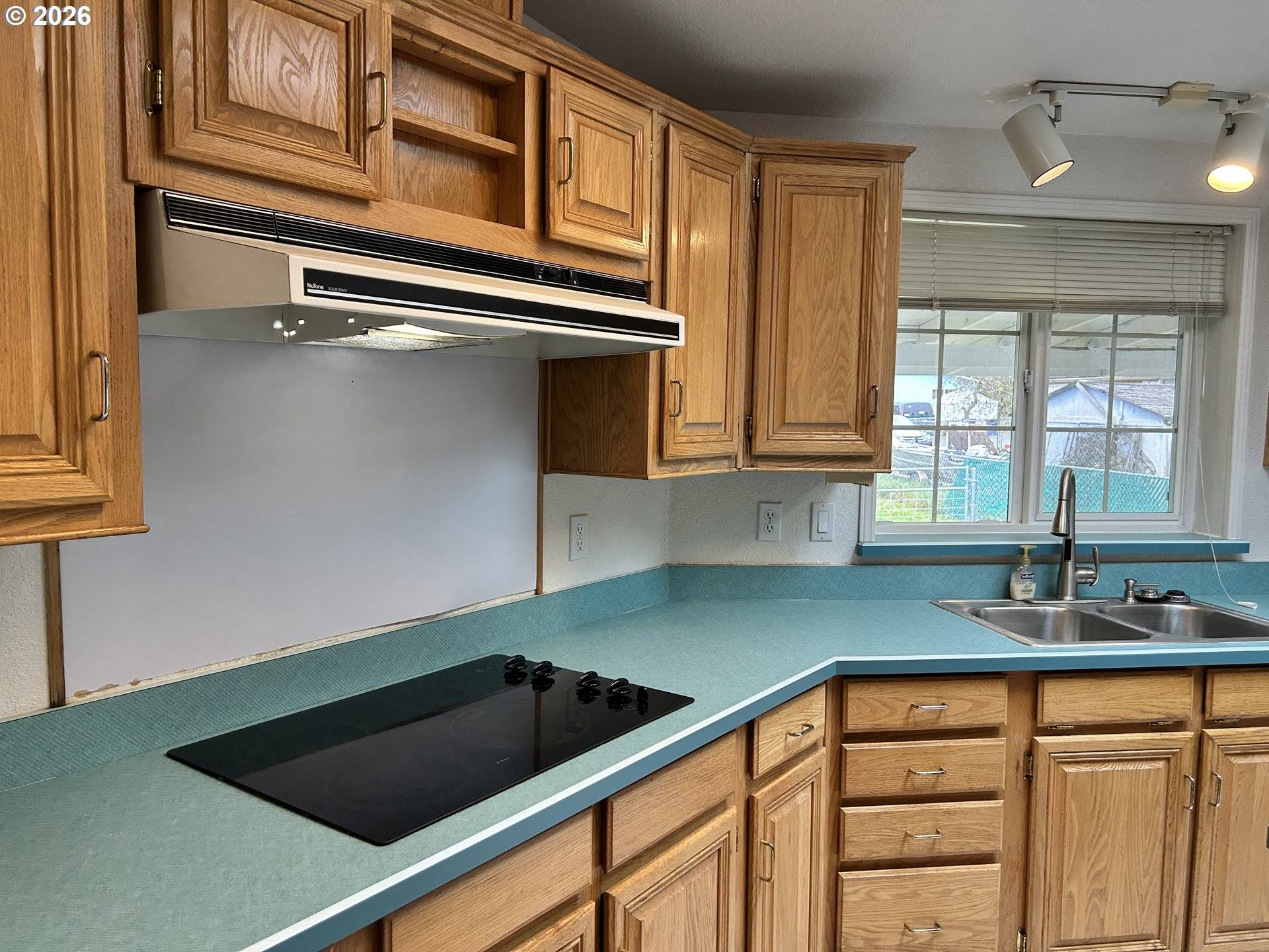 97931 COURT ST, Brookings, OR 97415