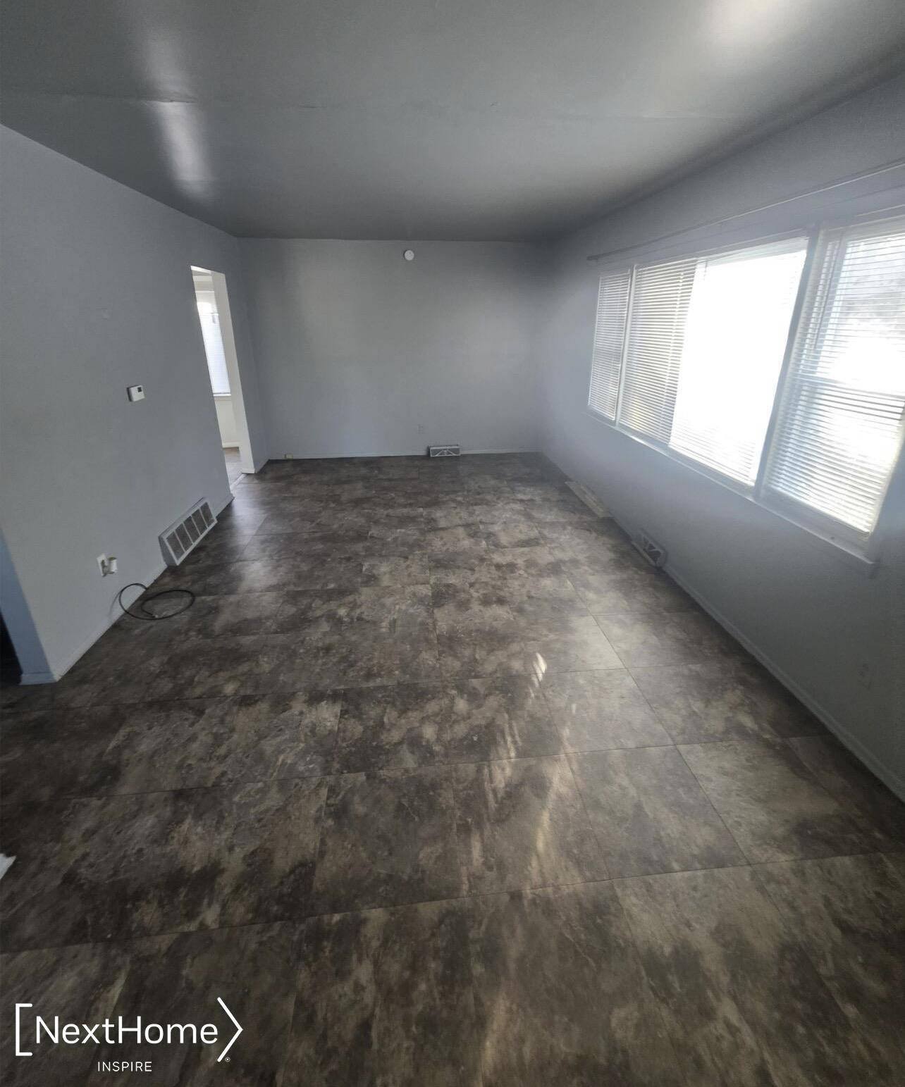 929 W Genesee ST, Flint, MI 48504