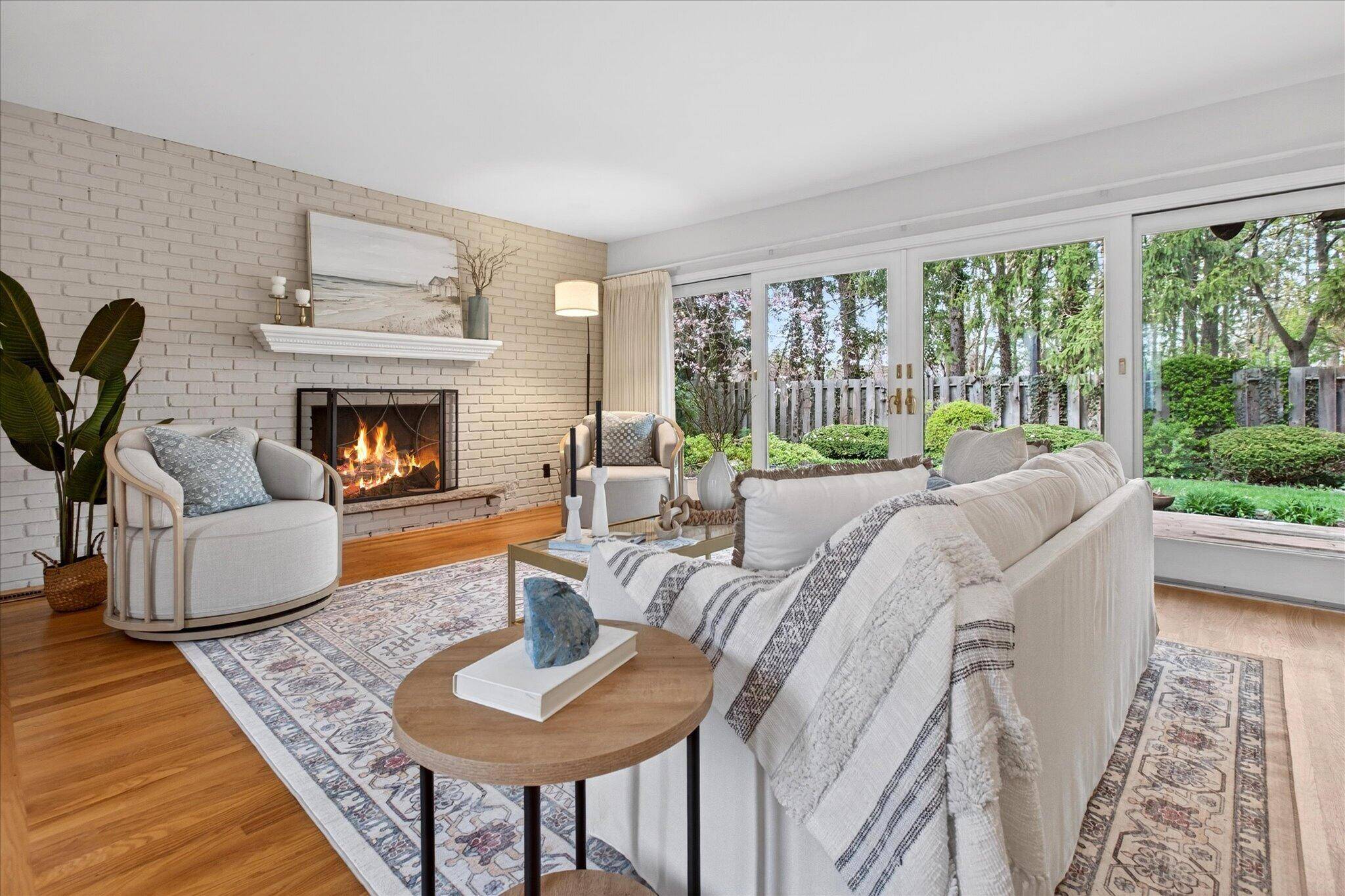 2727 S Lakeshore DR #A2, Shoreham Vllg, MI 49085