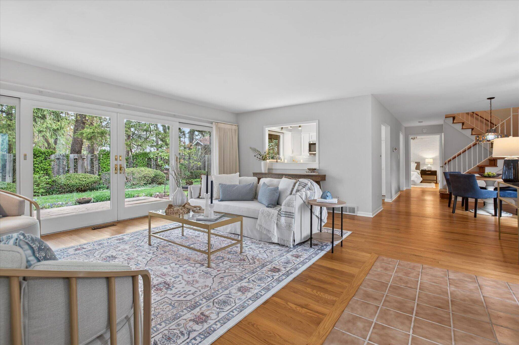 2727 S Lakeshore DR #A2, Shoreham Vllg, MI 49085