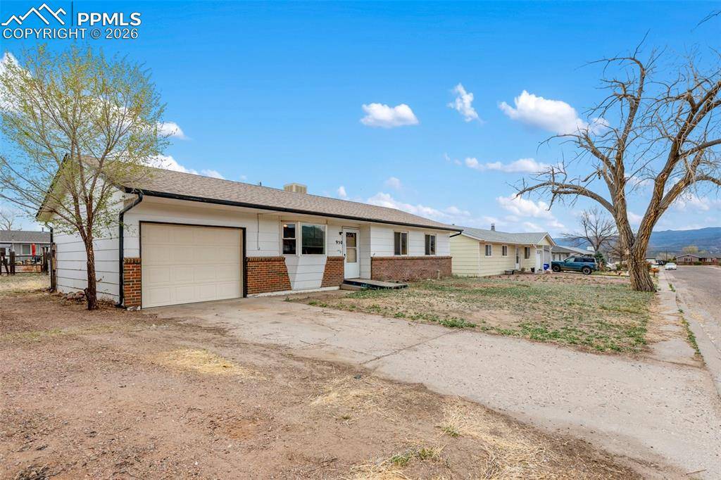 950 Kentucky ST, Canon City, CO 81212