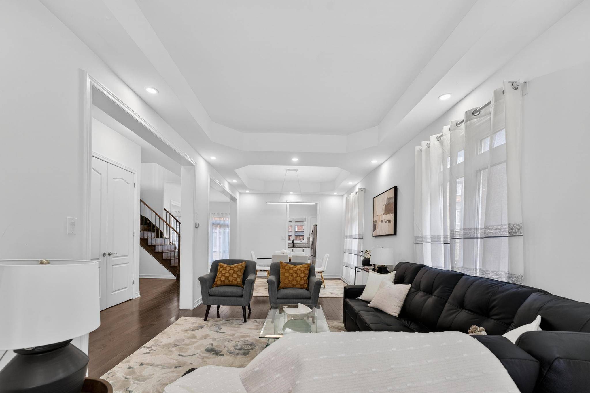 28 Brightside AVE, Richmond Hill, ON L4E 0P6