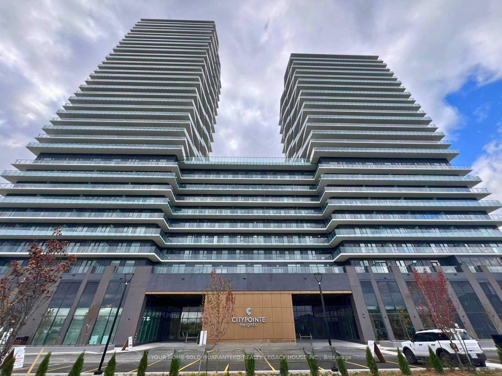 15 Skyridge DR #1206, Brampton, ON L6P 4S3