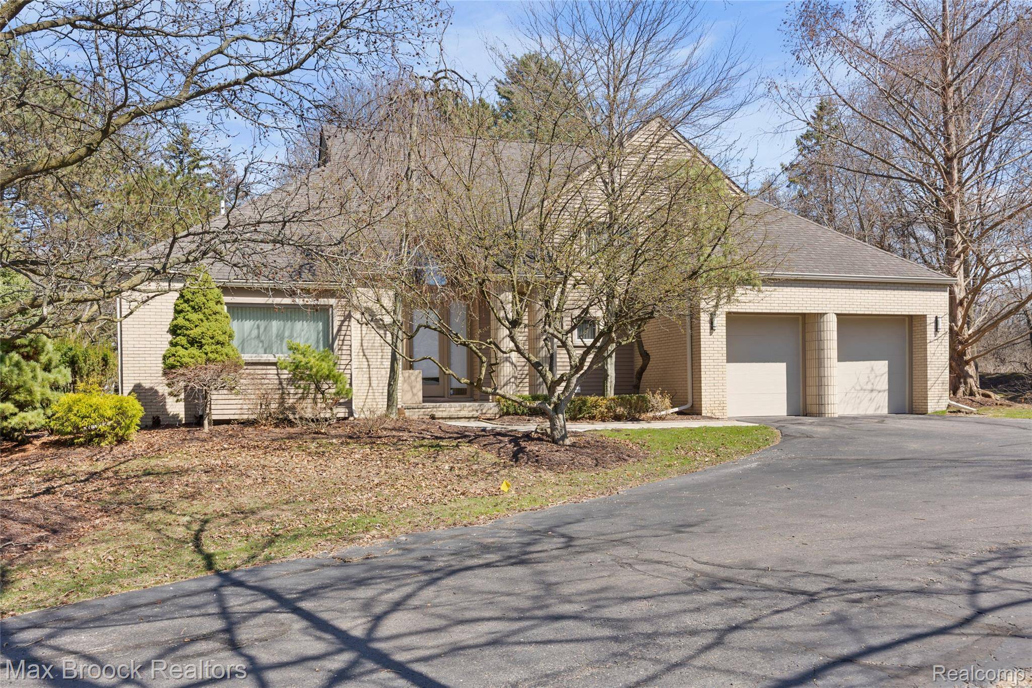 1603 Franklin Hills DR #1, Bloomfield Hills, MI 48302