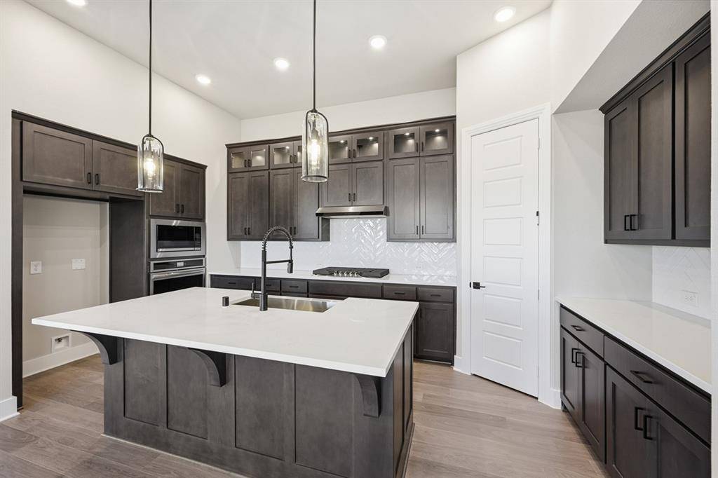 3776 American Paint Drive, Aubrey, TX 76227